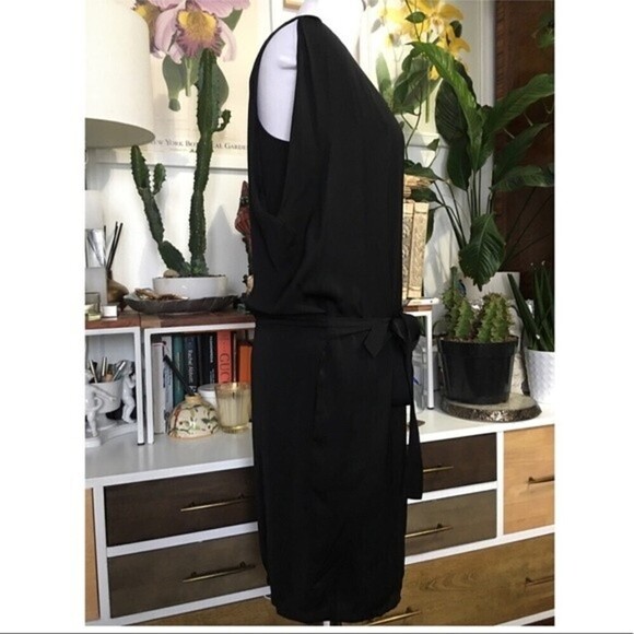 VINCE Black Drawstring Dress size S - Picture 4 of 12
